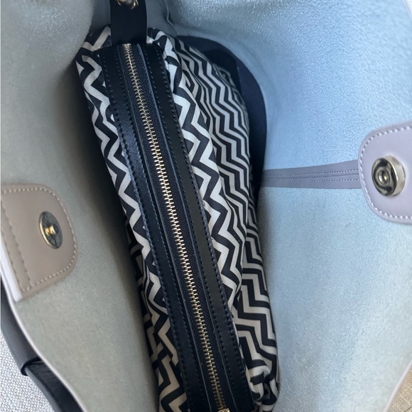 Leather hobo bag nwot - Picture 7 of 16